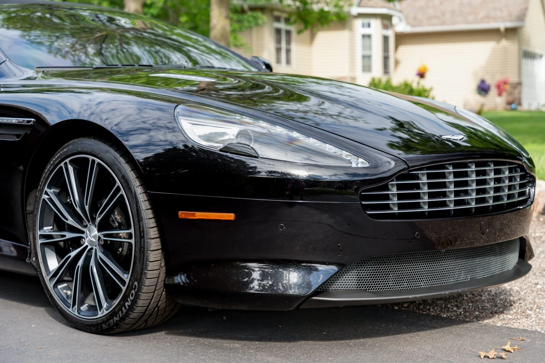 2014 Aston Martin DB9 - Image 19 of 31