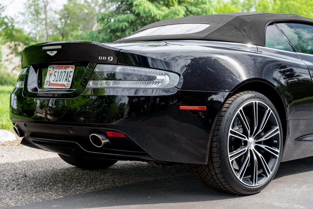 2014 Aston Martin DB9 - Image 20 of 31