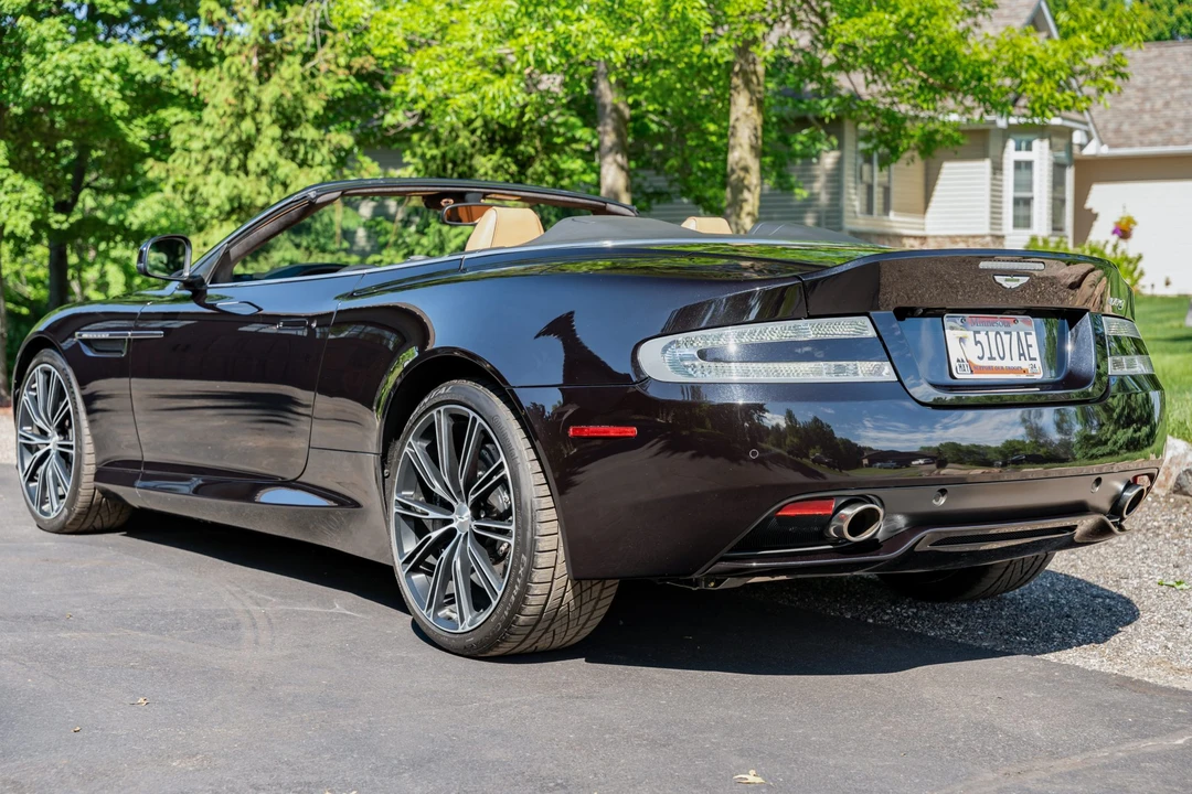 2014 Aston Martin DB9 - Image 7 of 31