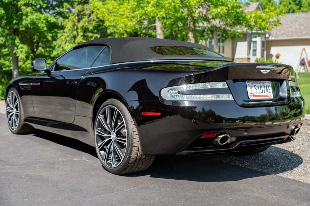 2014 Aston Martin DB9 - Image 15 of 31