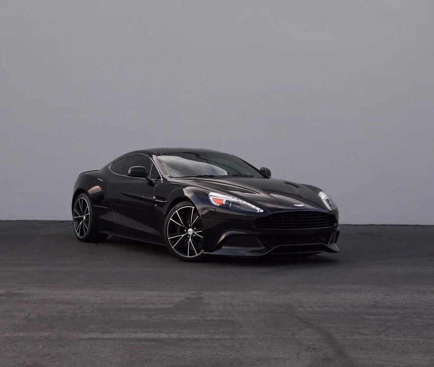 2014 Aston Martin Vanquish 2nd Gen - Image 2 of 31