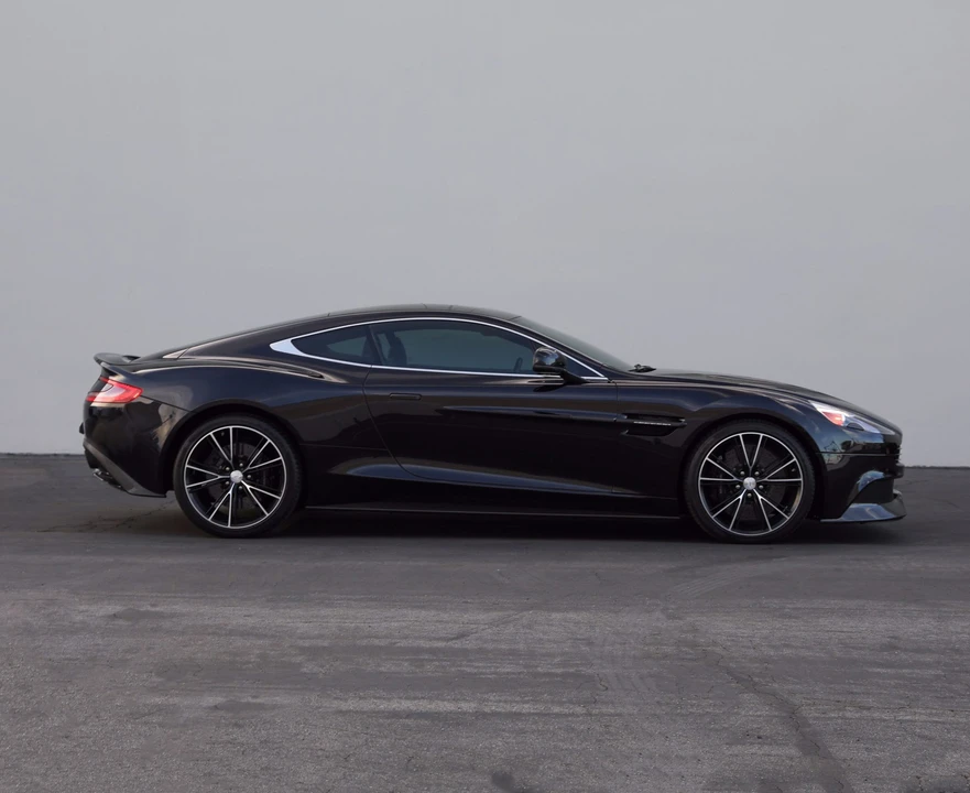 2014 Aston Martin Vanquish 2nd Gen - Image 18 of 31