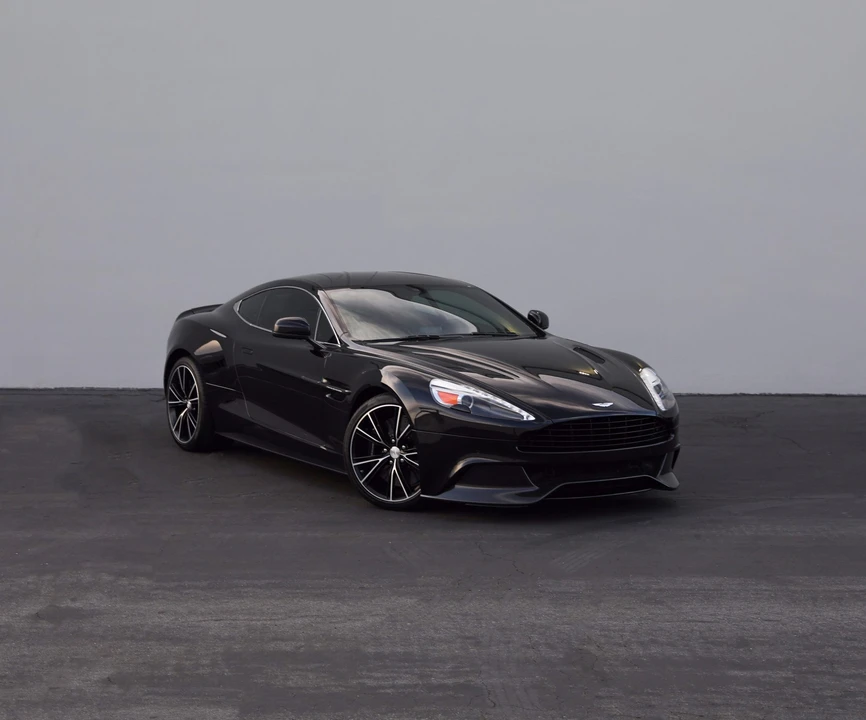 2014 Aston Martin Vanquish 2nd Gen - Image 3 of 31