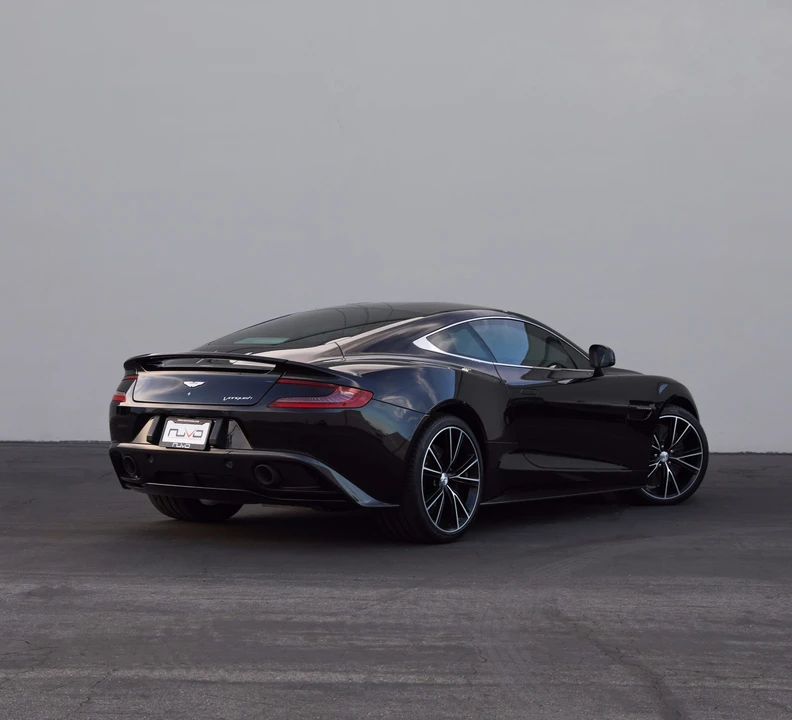 2014 Aston Martin Vanquish 2nd Gen - Image 17 of 31
