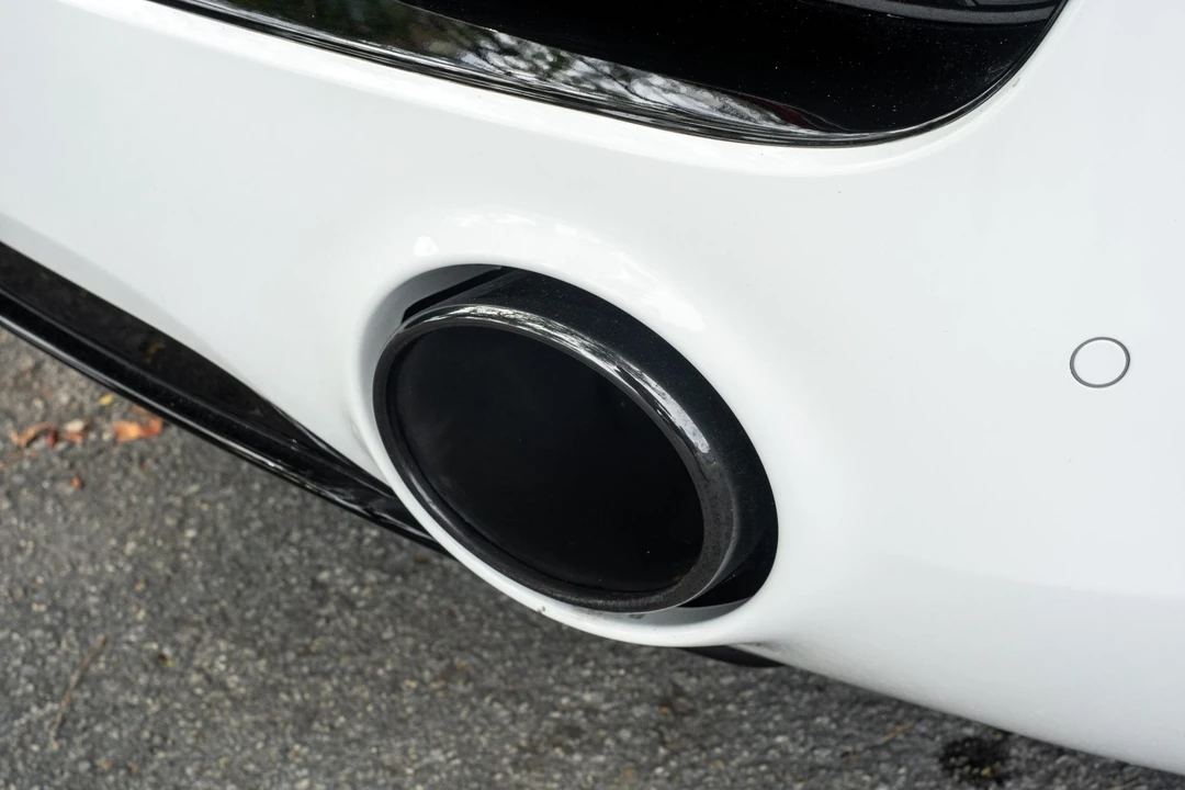 2014 Audi 42 R8 - Image 30 of 31