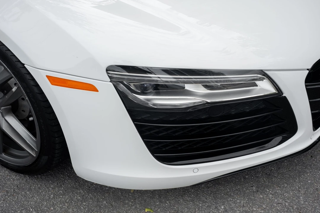 2014 Audi 42 R8 - Image 13 of 31