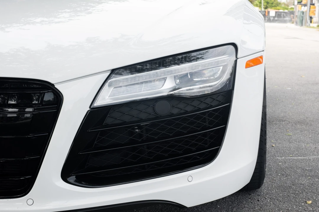 2014 Audi 42 R8 - Image 12 of 31