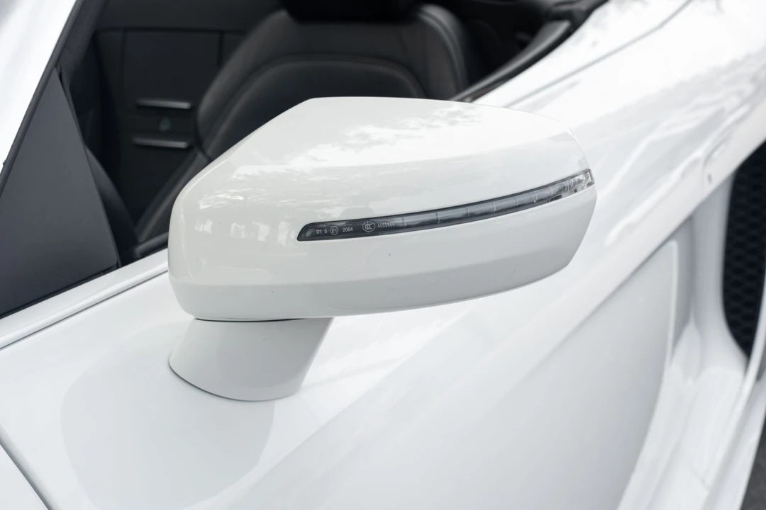 2014 Audi 42 R8 - Image 22 of 31