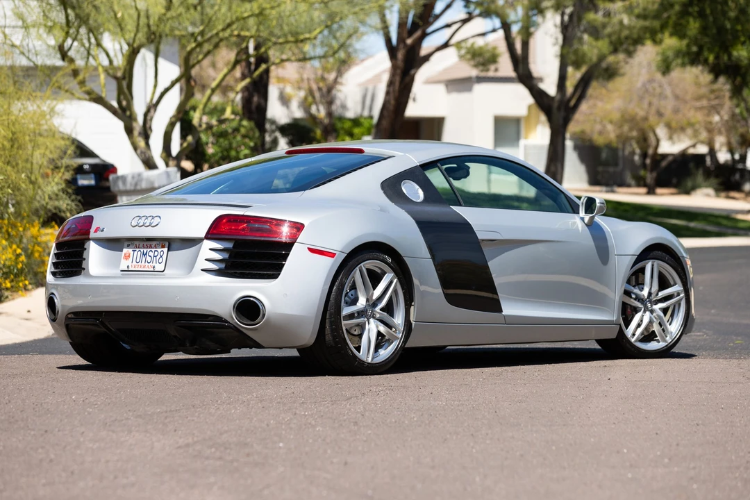 2014 Audi 42 R8 - Image 6 of 31