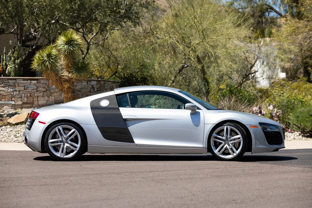 2014 Audi 42 R8 - Image 5 of 31
