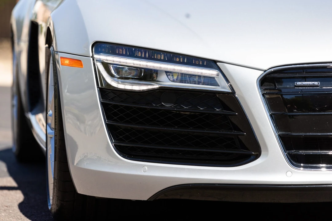 2014 Audi 42 R8 - Image 10 of 31