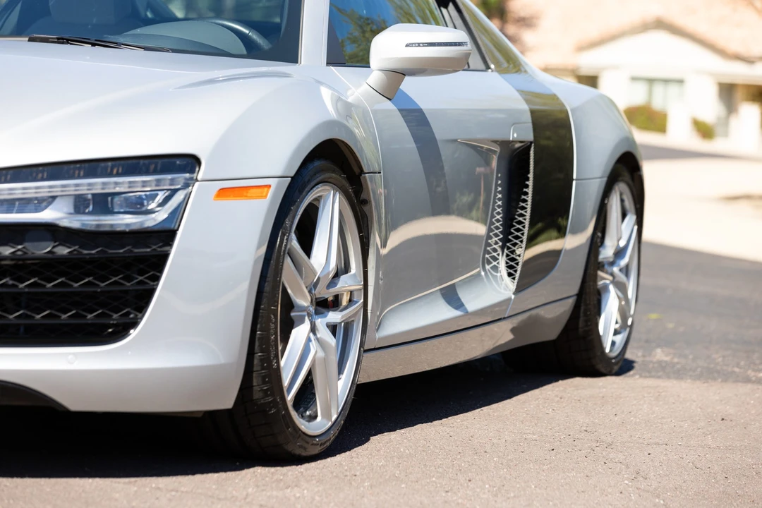 2014 Audi 42 R8 - Image 22 of 31