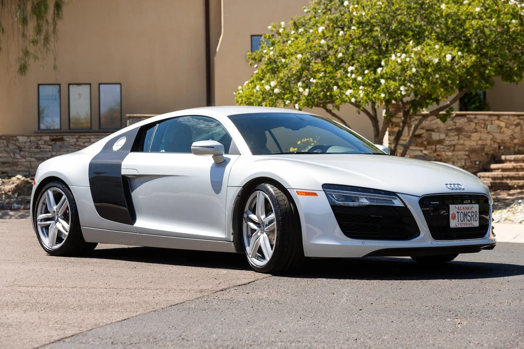 2014 Audi 42 R8 - Image 4 of 31