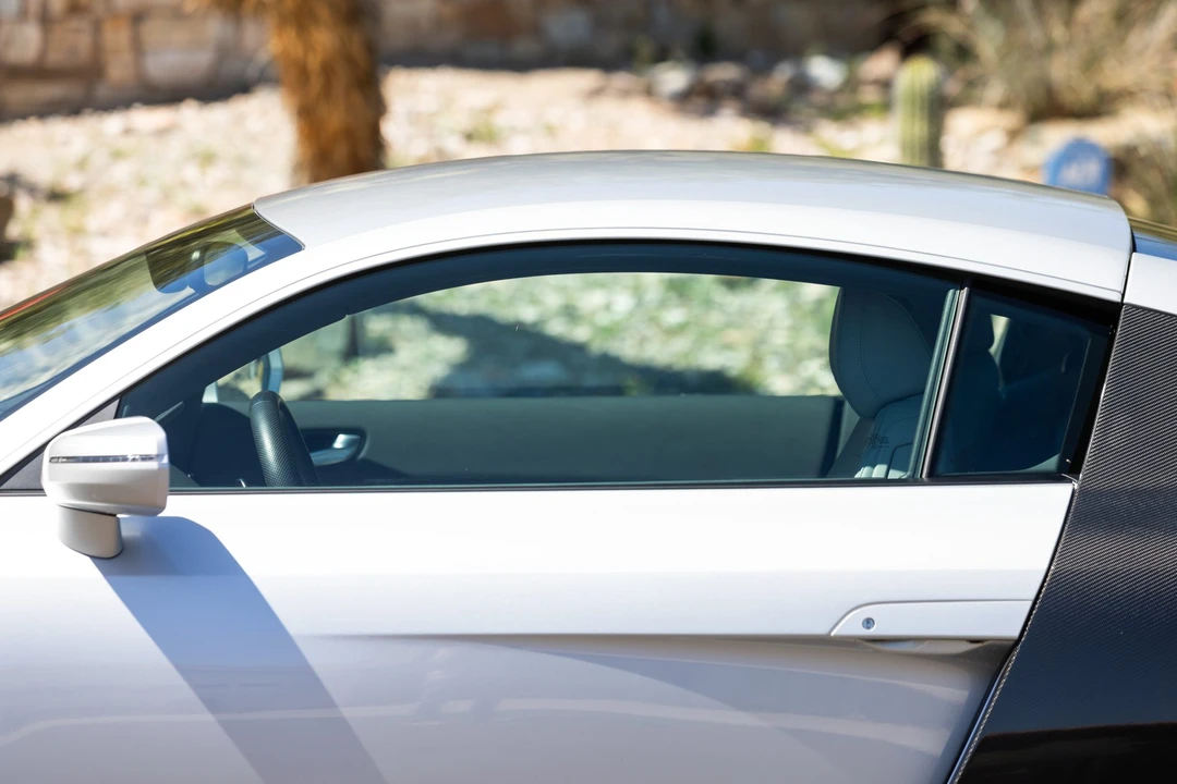 2014 Audi 42 R8 - Image 25 of 31