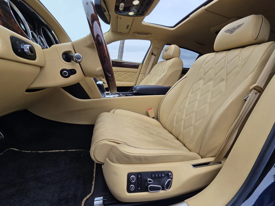 2014 Bentley Continental Flying Spur - Image 22 of 31