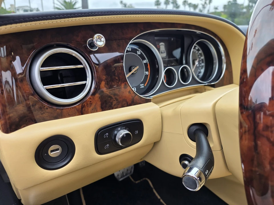 2014 Bentley Continental Flying Spur - Image 23 of 31