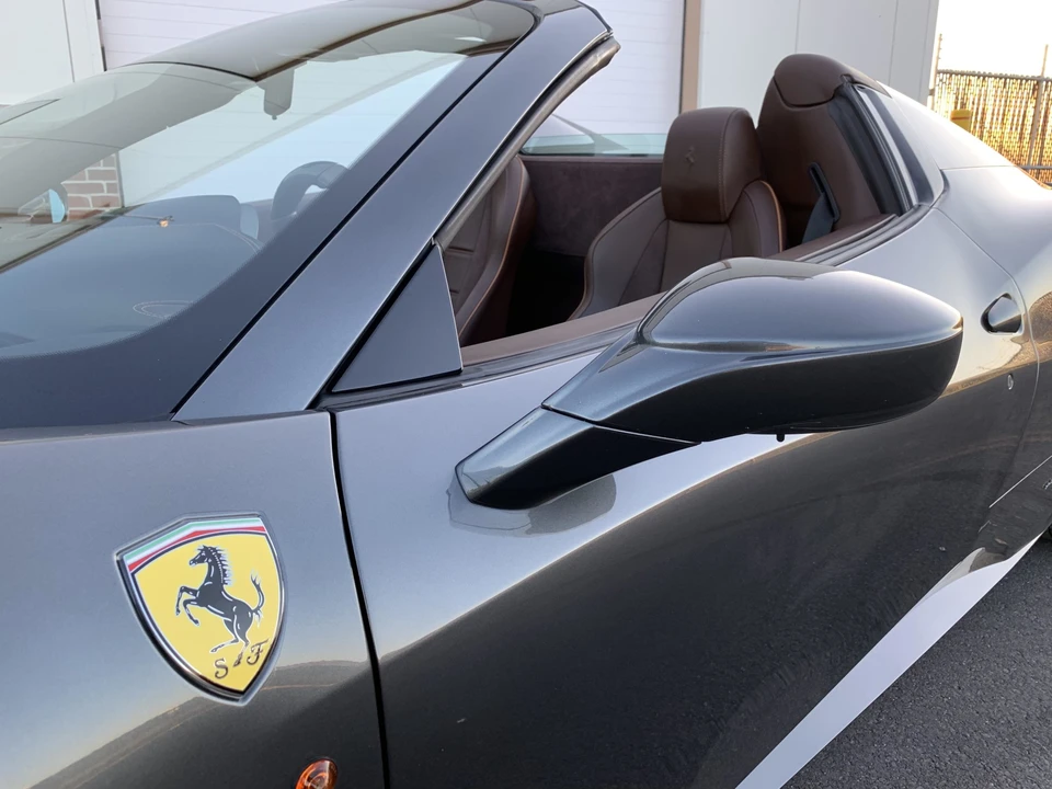 2014 Ferrari 458 Spider - Image 28 of 31