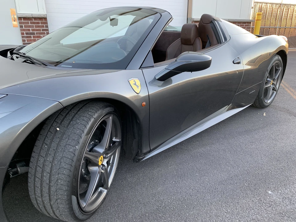 2014 Ferrari 458 Spider - Image 26 of 31