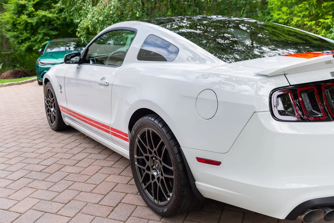 2014 Ford S197 II Shelby Mustang GT500 - Image 14 of 31