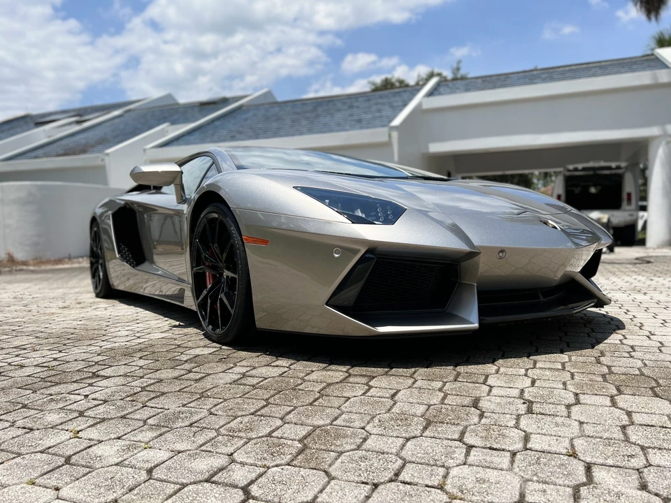 2014 Lamborghini Aventador LP700-4 - Image 9 of 31