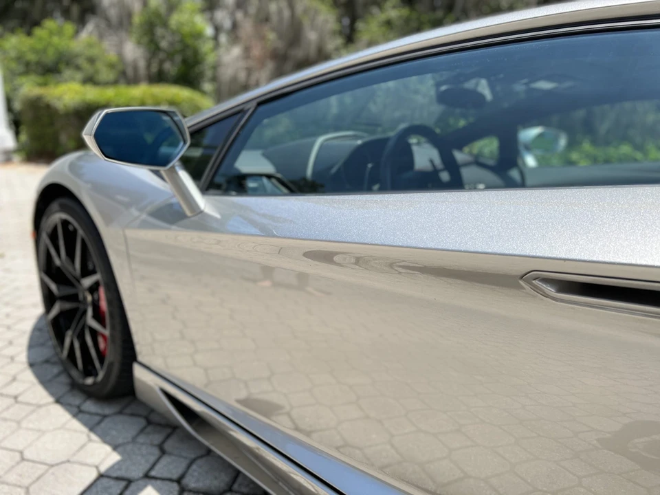2014 Lamborghini Aventador LP700-4 - Image 28 of 31