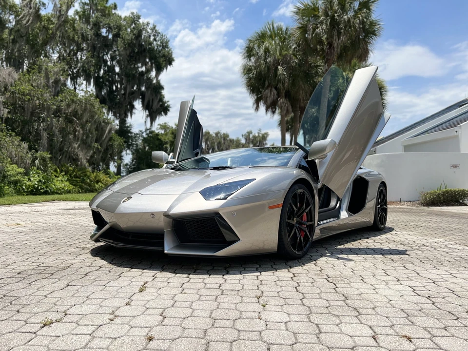 2014 Lamborghini Aventador LP700-4 - Image 3 of 31