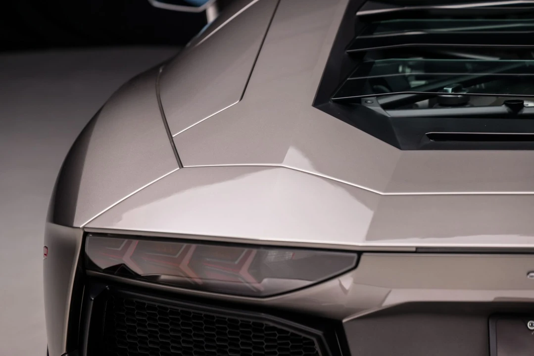 2014 Lamborghini Aventador LP700-4 - Image 28 of 31