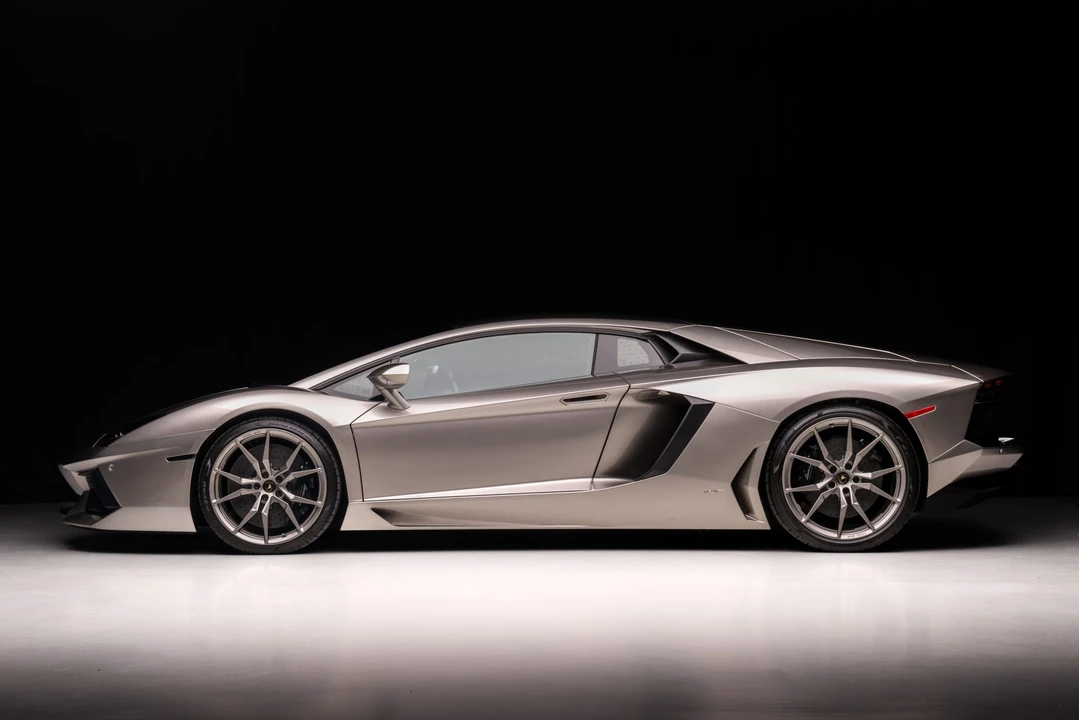 2014 Lamborghini Aventador LP700-4 - Image 4 of 31
