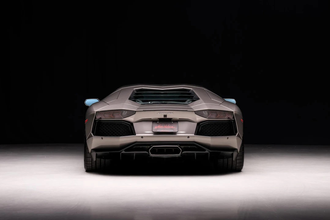 2014 Lamborghini Aventador LP700-4 - Image 7 of 31