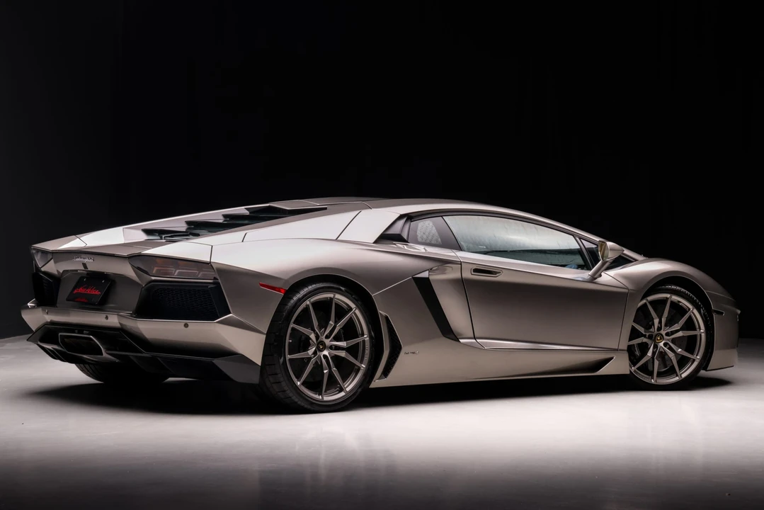 2014 Lamborghini Aventador LP700-4 - Image 9 of 31