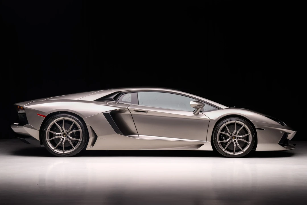 2014 Lamborghini Aventador LP700-4 - Image 10 of 31