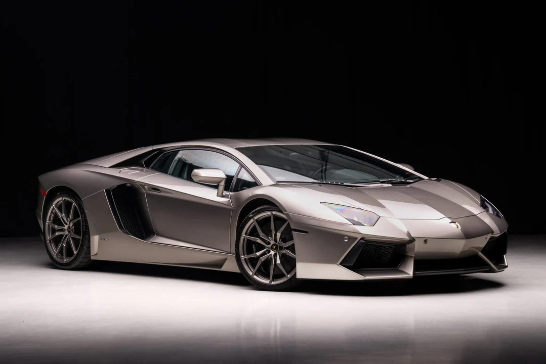 2014 Lamborghini Aventador LP700-4 - Image 12 of 31