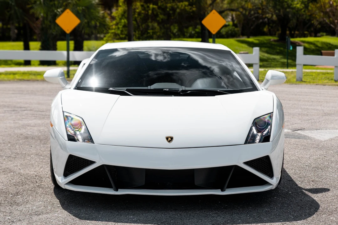 2014 Lamborghini Gallardo LP560-4 - Image 2 of 31