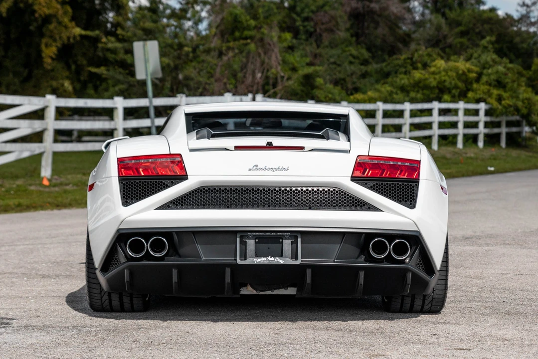 2014 Lamborghini Gallardo LP560-4 - Image 8 of 31