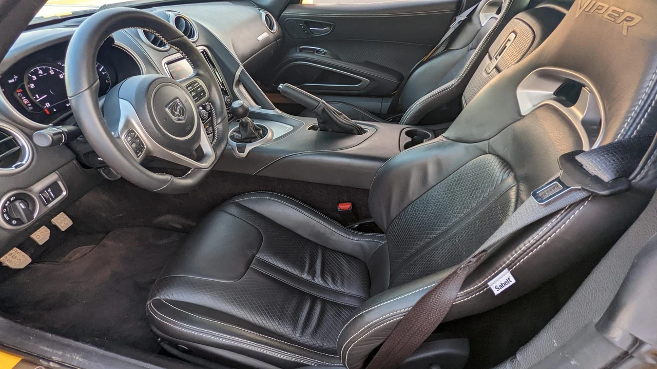 2014 Dodge Viper 5th Gen - Image 18 of 31