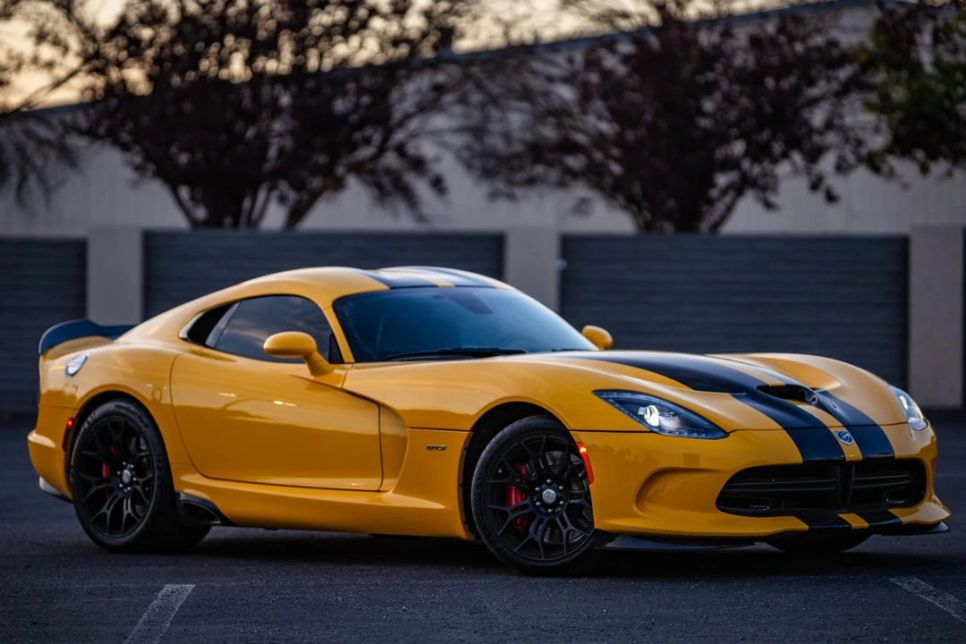 2014 Dodge Viper 5th Gen - Image 2 of 31