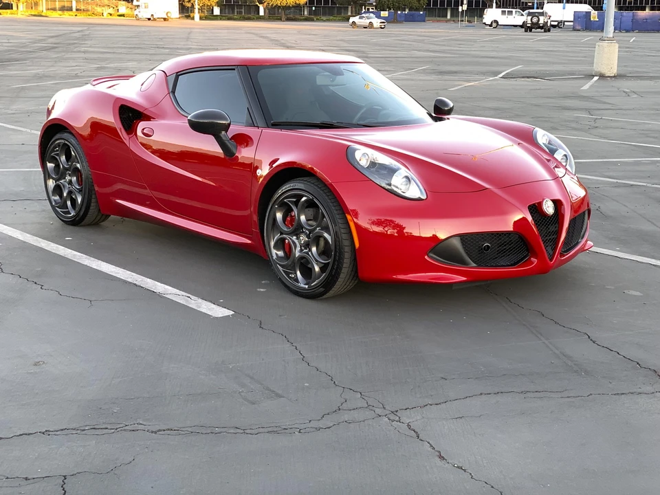 2015 Alfa Romeo 4C Coupe - Image 8 of 31