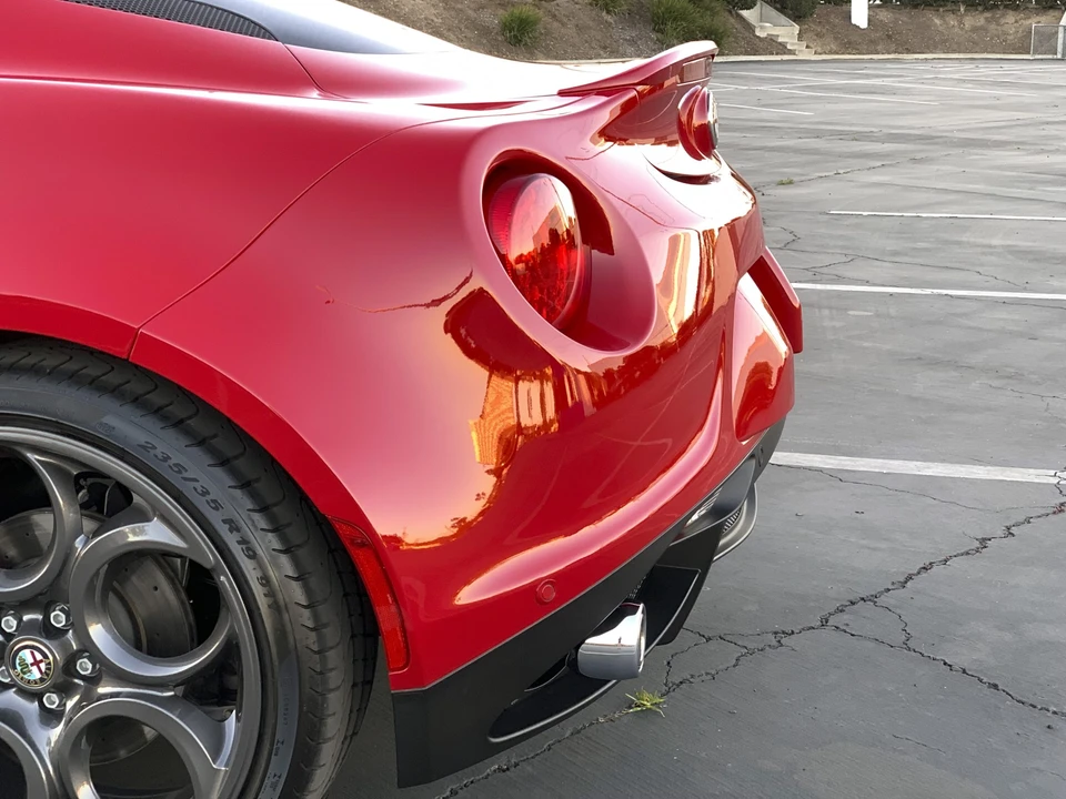 2015 Alfa Romeo 4C Coupe - Image 21 of 31