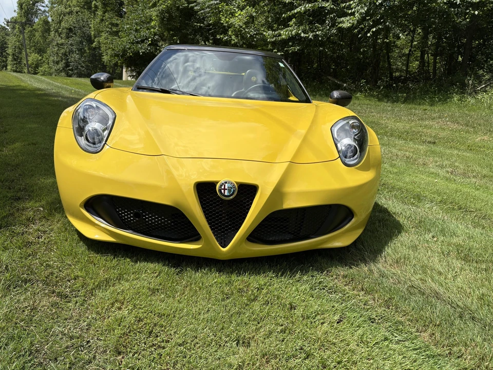 2015 Alfa Romeo 4C Spider - Image 12 of 31