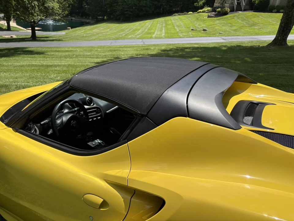 2015 Alfa Romeo 4C Spider - Image 26 of 31