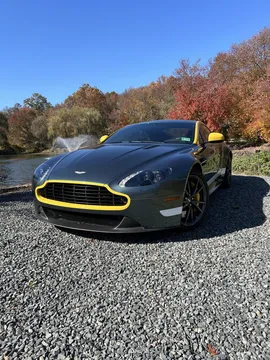2015 Aston Martin V8 Vantage (2006-2017) - Image 2 of 31