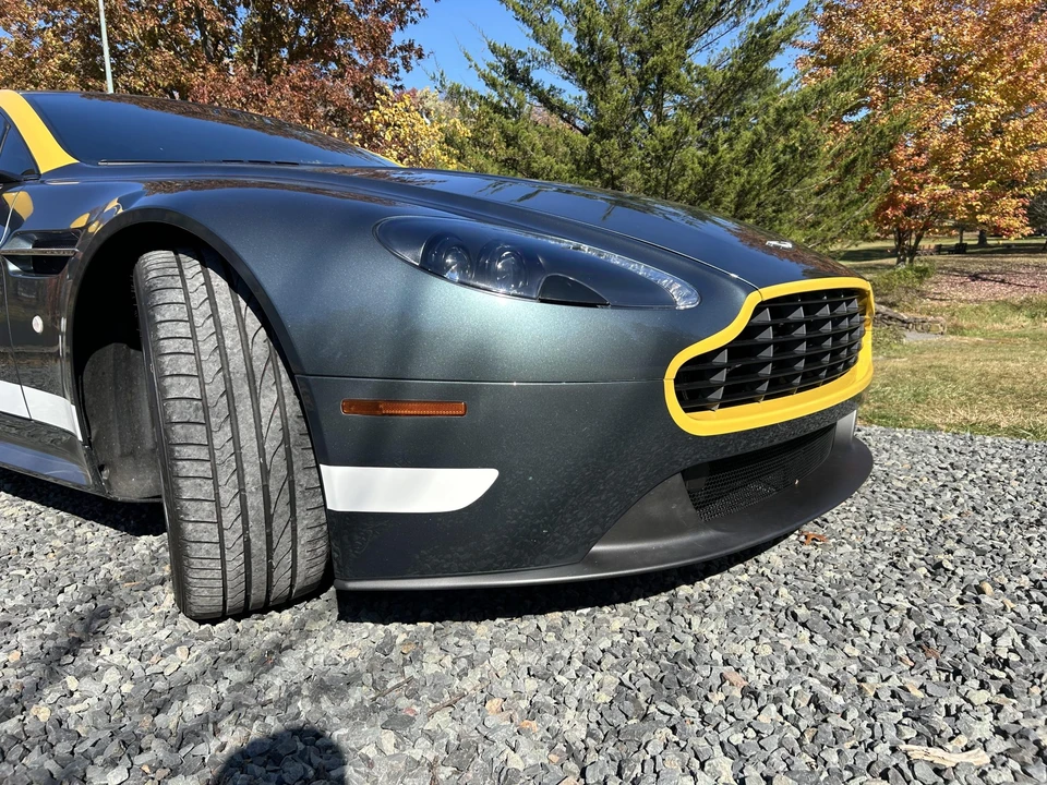 2015 Aston Martin V8 Vantage (2006-2017) - Image 15 of 31