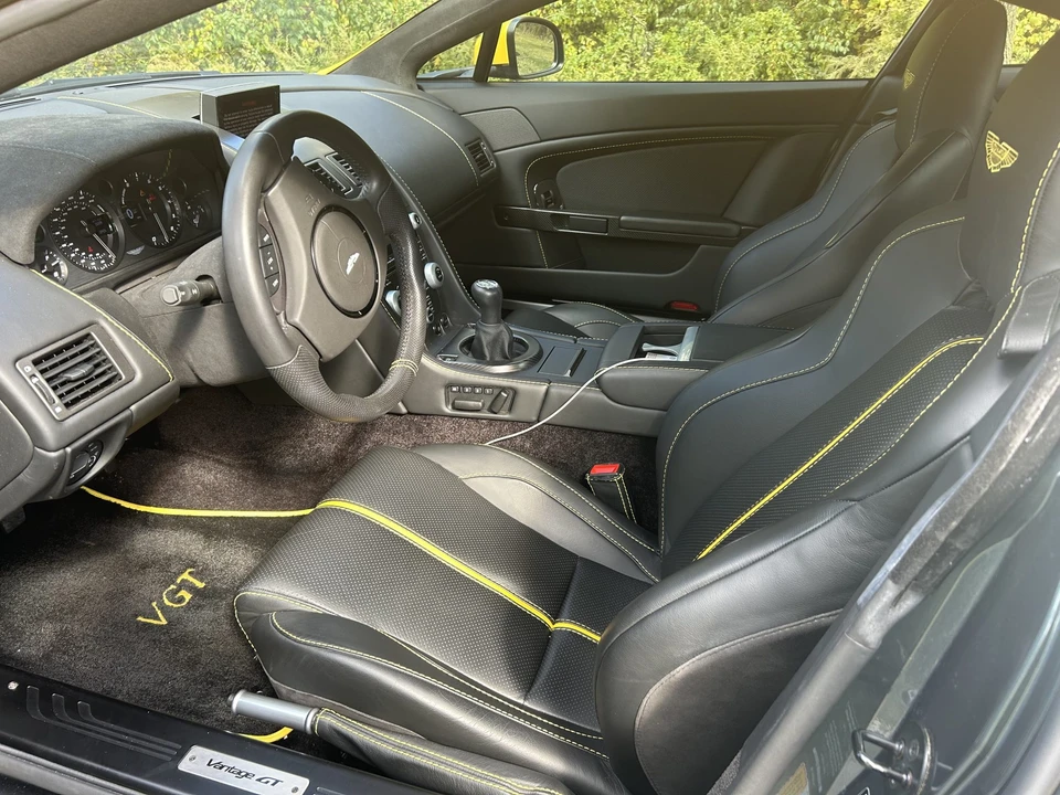 2015 Aston Martin V8 Vantage (2006-2017) - Image 22 of 31