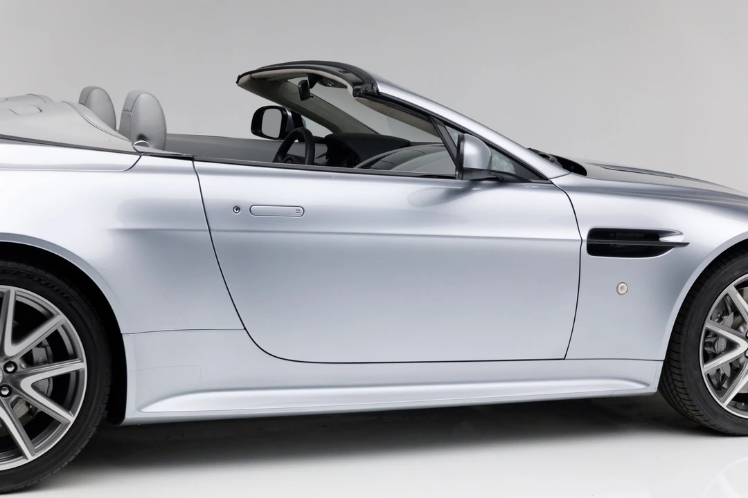 2015 Aston Martin V8 Vantage (2006-2017) - Image 30 of 31