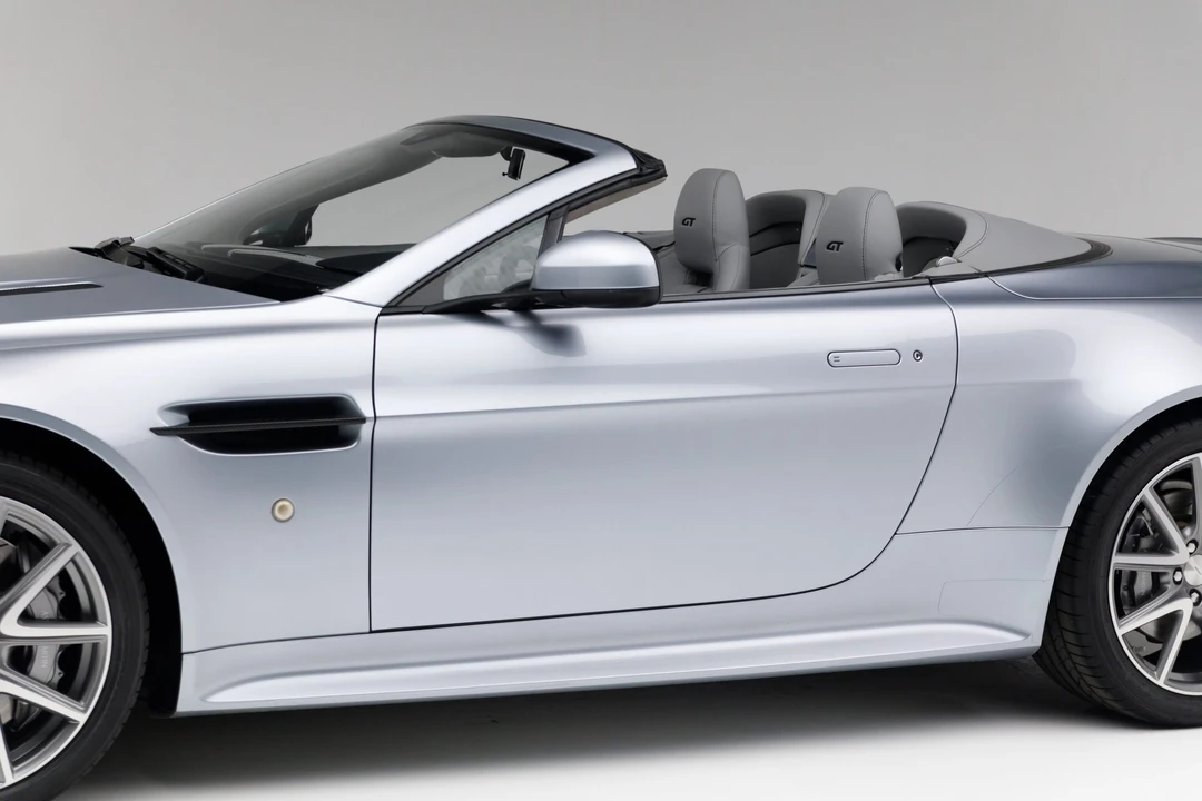 2015 Aston Martin V8 Vantage (2006-2017) - Image 25 of 31