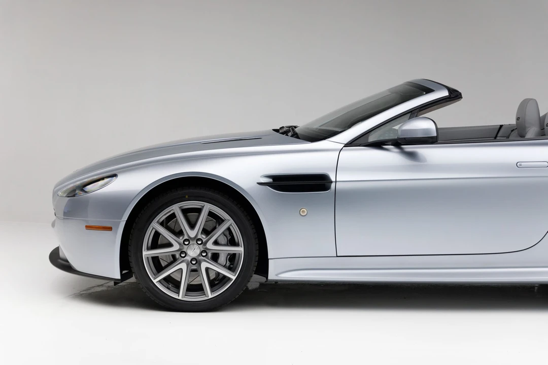 2015 Aston Martin V8 Vantage (2006-2017) - Image 18 of 31