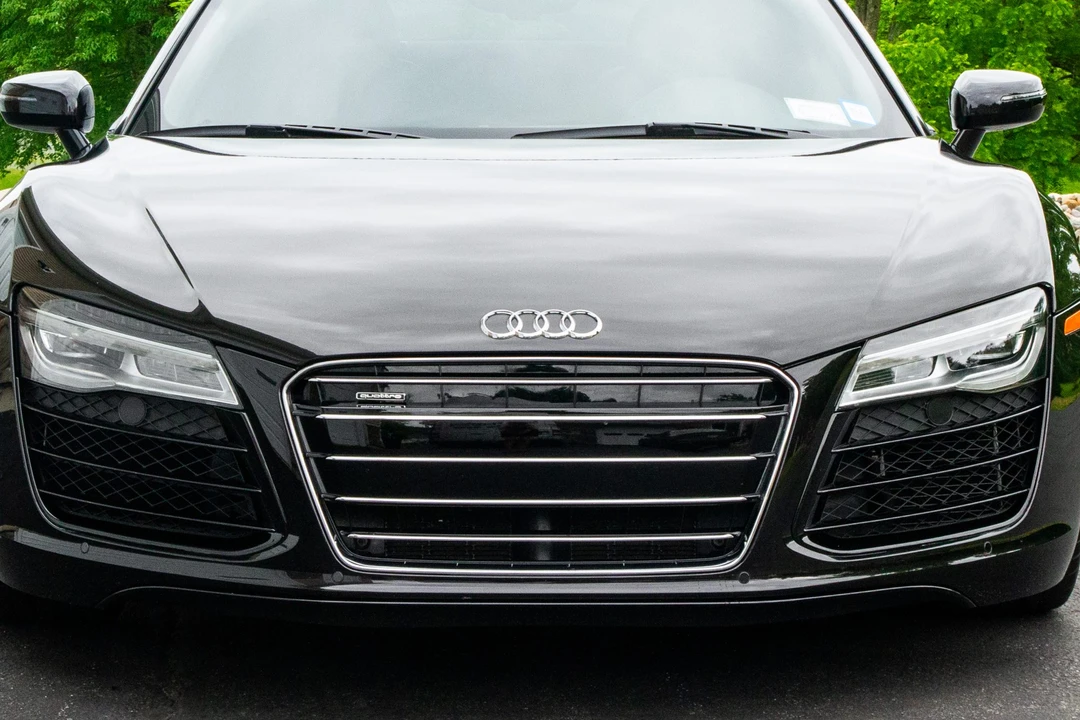 2015 Audi 42 R8 - Image 10 of 31