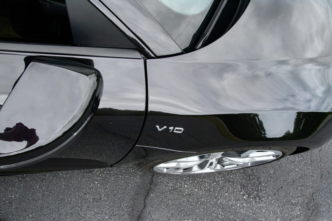 2015 Audi 42 R8 - Image 23 of 31