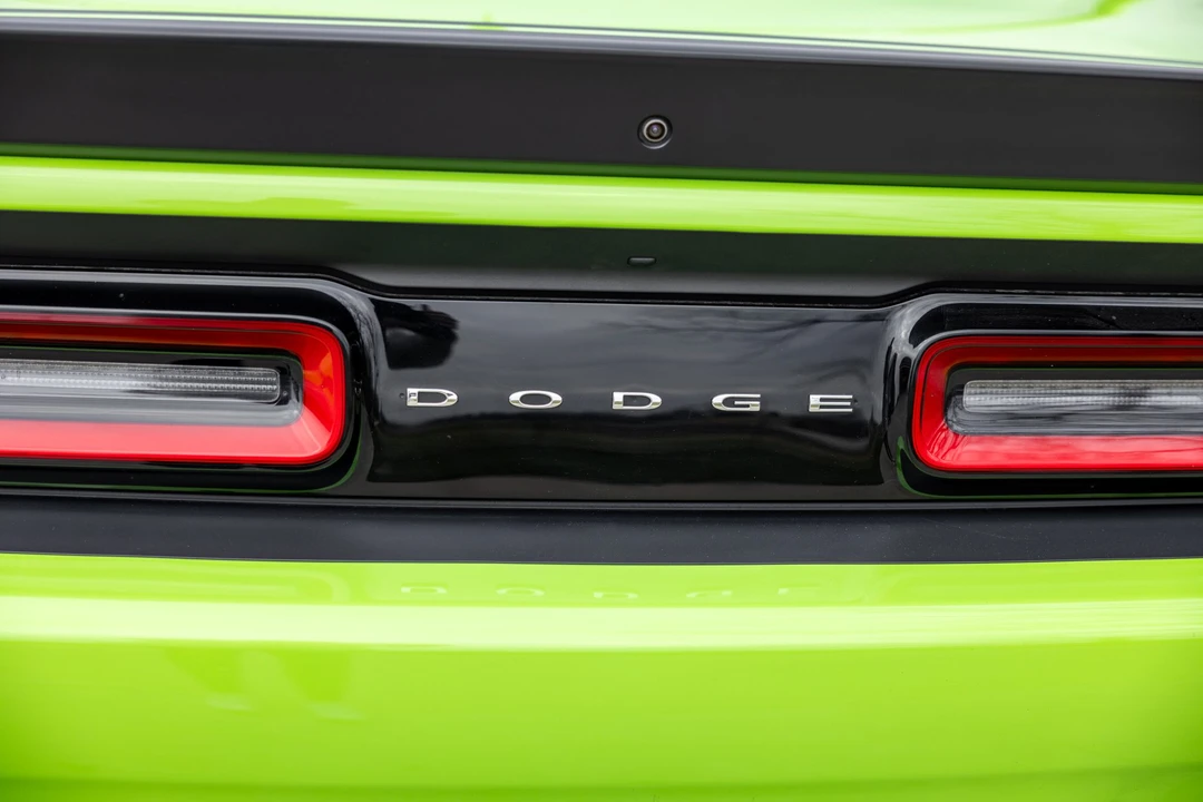 2015 Dodge Challenger SRT Hellcat 3rd Gen - Image 31 of 31