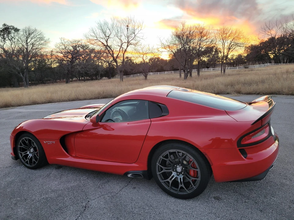 2015 Dodge Viper 5th Gen - Image 21 of 31